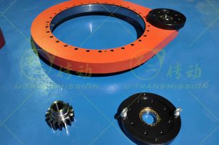 william威廉中文官网生产的直齿回转驱动是由哪些零件组成的？介绍与分析