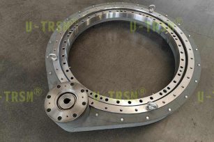 转动惯量对回转驱动传动性能的影响