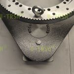 拓展中心距且兼顾精度的两级传动回转驱动